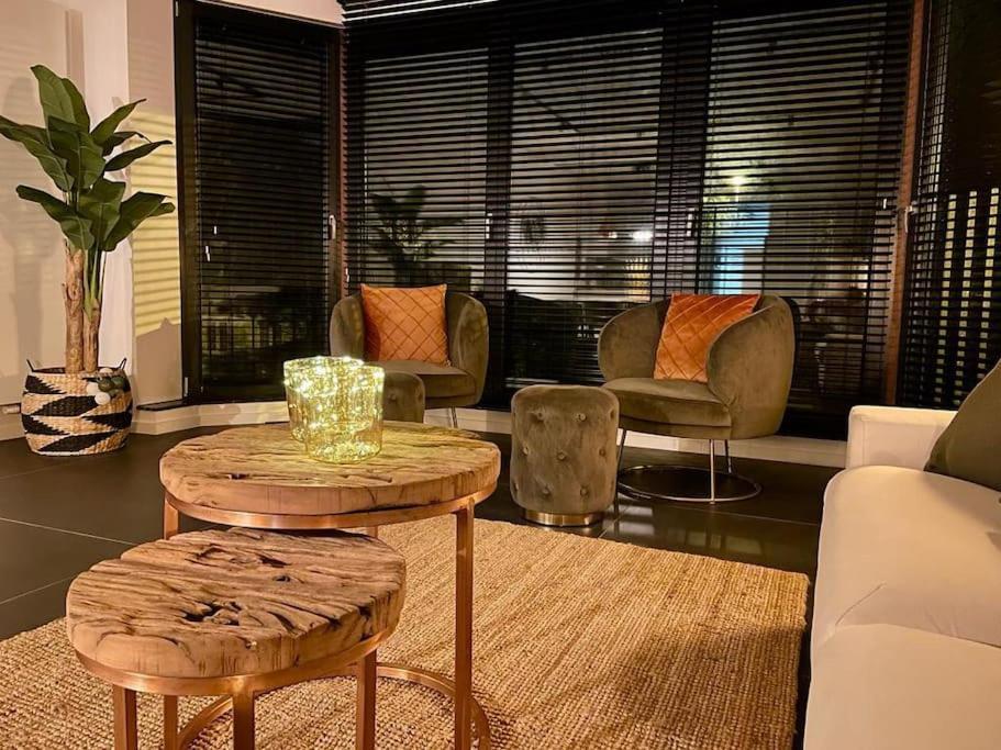 Ostend Chic, Luxe Loftstijl In Oostende Exterior foto